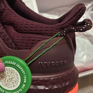 Ivy Park Ultra Boost Size 5 1/2